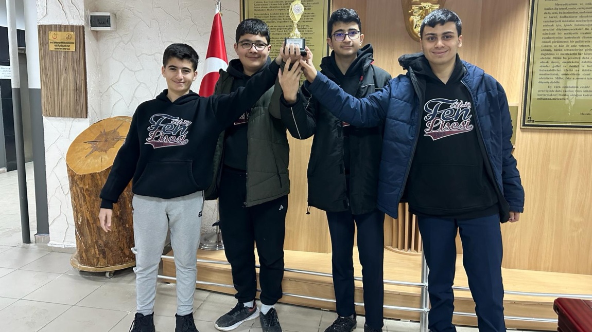 Okullararası Hatay Gençler Satranç Turnuvasında Derece Kazanan Öğrencilerimiz